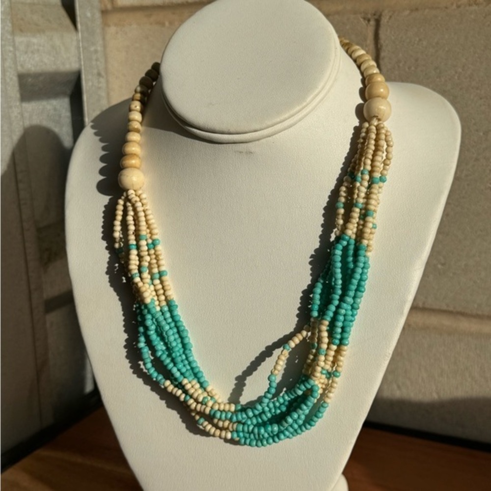 FAMILY VINTAGE STATEMENT NECKLACE